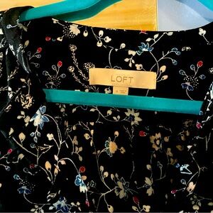 Dainty flower print loft dress for work!!